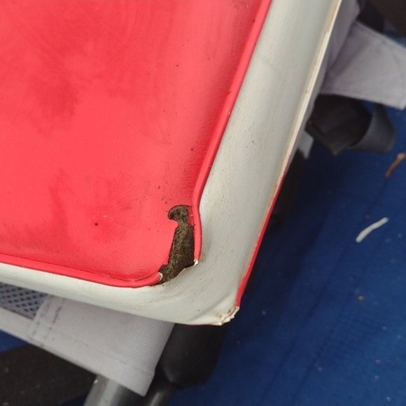 KR Industries Padded Folding Bleacher/Boat Chair - Picture 2 of 4